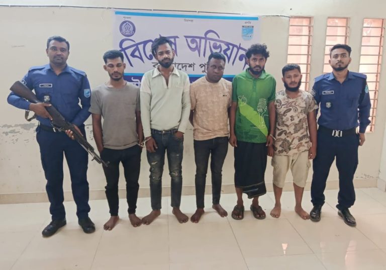 মুন্সীগঞ্জে চুরির অভিযোগে গণপিটুনিতে দুইজন নিহত, গ্রেফতার ৫