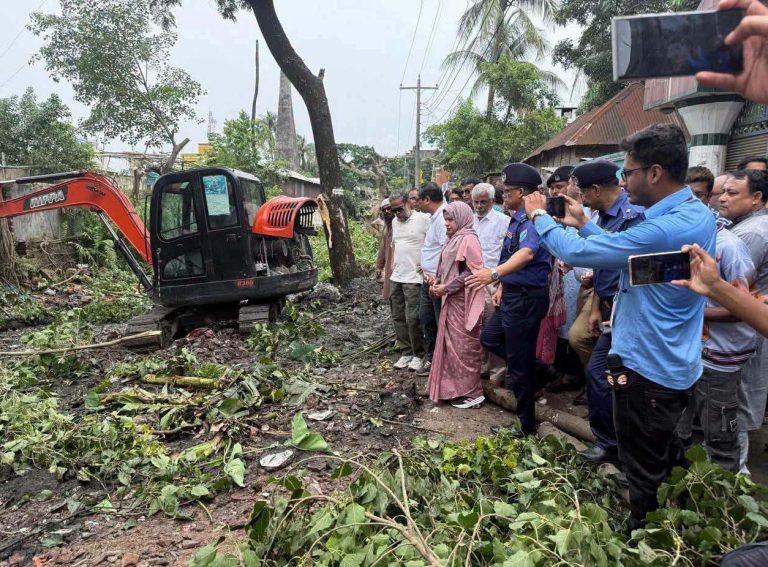 নয়নের খালে পানি প্রবাহ ফিরে আনা হবে: প্রতিমন্ত্রী মীর শাহে আলম